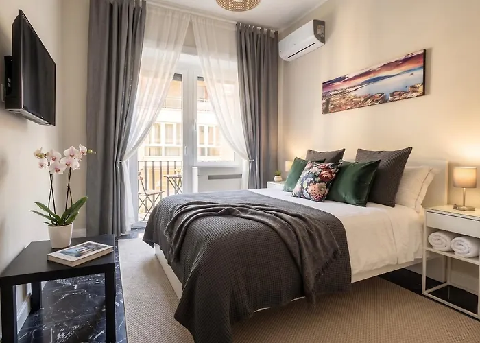 Hotel SILIA HOUSE Napoli Centro